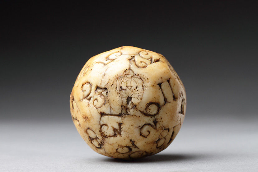 English Carved Ivory Lottery or Teetotum Gambling Ball
